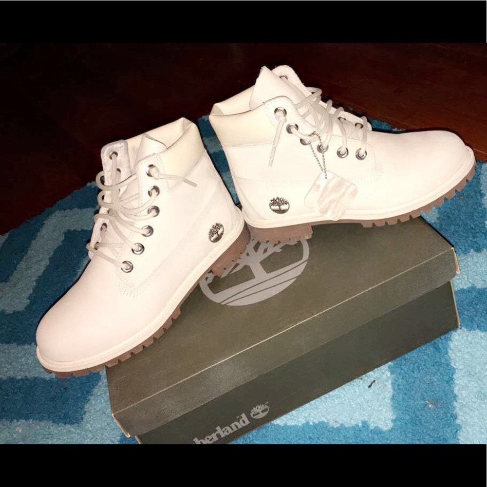 Authentic Cream Timberlands ‼️‼️ - Picture 3 of 5